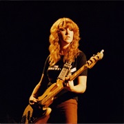 Victory Tischler-Blue