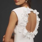 Keyhole Back Outlined by 3D Flowers