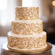 Filigree Design on Cake