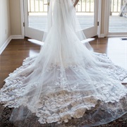 Veil and Train of Similar Lengths