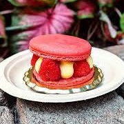 Macaron a La Fraise