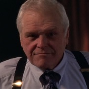 S6.E19: Ninety Miles Away