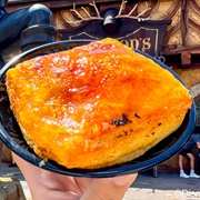 Crème Brûlée Croissant