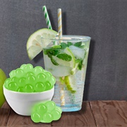 Peppermint Boba Tea With Kiwi Boba