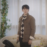 S1.E2: The Wedding Dress That Slipped Off