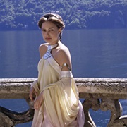 Natalie Portman – Star Wars: Episode II – Attack of the Clones
