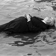 Alfred Hitchcock Promoting Frenzy