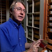 S2.E10: What Do Aliens Look Like?