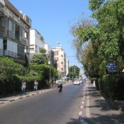 Frishman Street, Tel Aviv