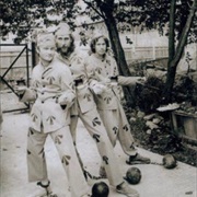 Genesis - Who Dunnit?