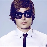 S34.E20: Zac Efron/Yeah Yeah Yeahs