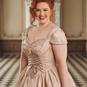 Wide Lacing on Front Bodice