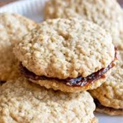 Date Paste Tea Sandwich Cookie