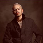 Evan Ross