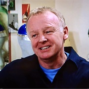 S1.E4: Les Dennis