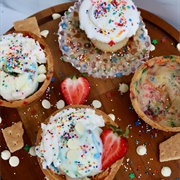Star Sprinkle Cookie Sundae