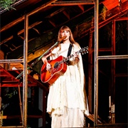 Play a Song on Guitar With Taylor Swift