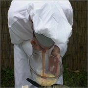 Jackass: "Beard of Leeches" (S3,E1)