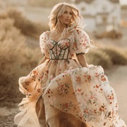 Piping Lines on Bodice