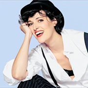 S45.E2: Phoebe Waller-Bridge/Taylor Swift