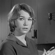 Shirley MacLaine - The Children's Hour