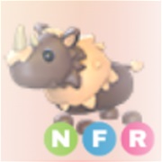 ･､ ʷᵒᵒˡʸ ʳʰⁱⁿᵒ