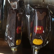 Mickey Ganache Pop