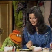 S4.E19: Lynda Carter