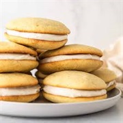 Vanilla Whoopie Pie