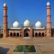 Taj-Ul-Masajid, Bhopal, India