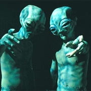 S3.E20: Jose Chung's 'From Outer Space'