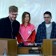 S8.E6: Rock 'N' Roll Umlaut