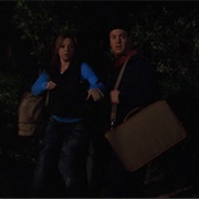 S8.E7: Inn Escapable