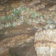Sitting Bull Crystal Caverns
