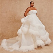 Tiered Layers With Feathered Fringe Edges