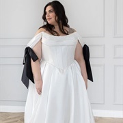 Contrasting Color Bows Hanging off Straps