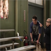 It's Always Sunny in Philadelphia: ""The Gang F***S Up Abbott Elementary" (S17,E1)