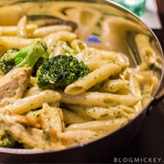 Penne, Chicken & Broccoli
