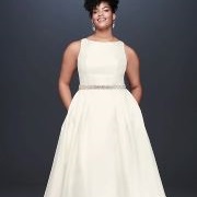 Sleeveless Wedding Gown