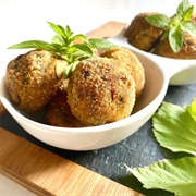 Portuguese Sausage Poppers