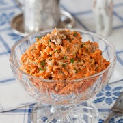 Carrot Salad With Walnuts