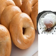 Plain Bagel With Poached Egg
