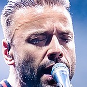 Chris Wolstenholme (Muse)