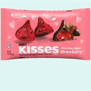 HERSHEY's KISSES Chocolate Dipped Strawberry