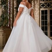 Back Lacing With Tie Hanging Down