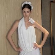 Wrap-Around Halter Neck With One Open Side