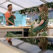 S13.E12: The Great New Year's Bake Off