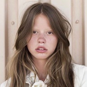 No Eyebrows - Mia Goth