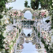Mirrored Wedding Aisle