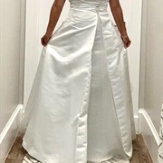 V-Split Skirt, Off-Center Opening